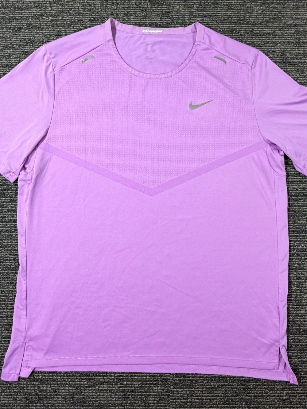 Nike Running Dri-FIT Shirt Men's Large Purple Short Sleeve Athletic Top